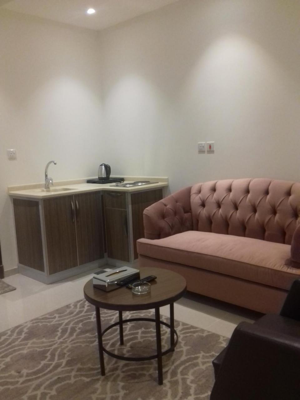 Holiday Plus - Al Nuzha DDjeddah Extérieur photo